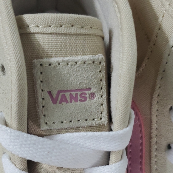 Vans Kids Ashwood Hi Decon Sneakers Youth Size 5 NIB - Picture 7 of 7